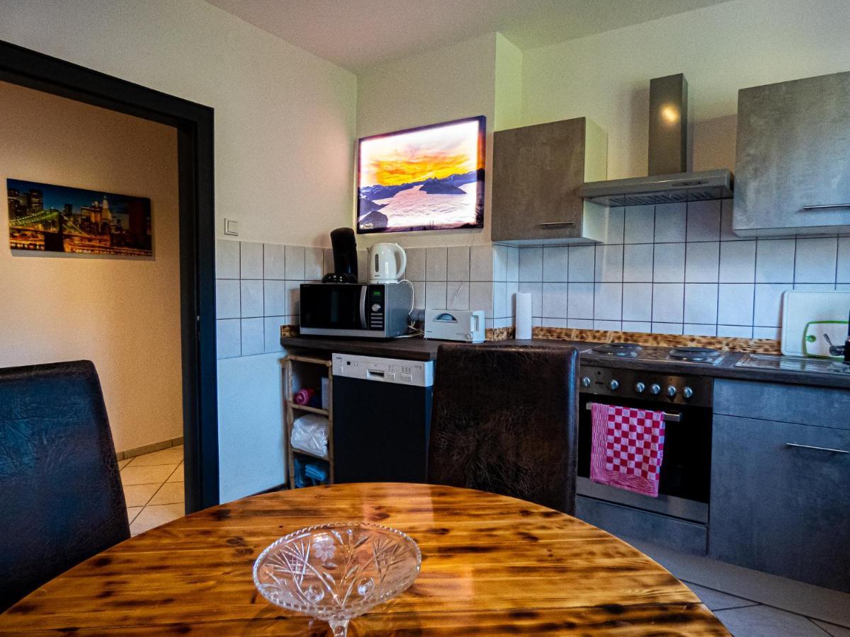 #121 Grosse, Gemuetliche Wohnung In Remscheid-City Buitenkant foto